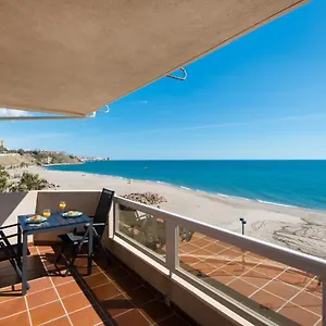  Apartment Privilege Of The Sea, 1st Line Carvajal Beach- 3rd Floor Spain